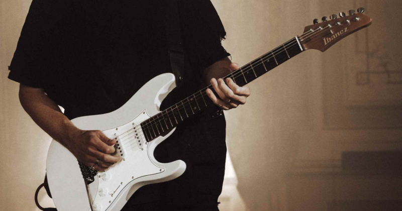 新製品情報】Ibanezからルカ・マントヴァネッリのシグネチャー