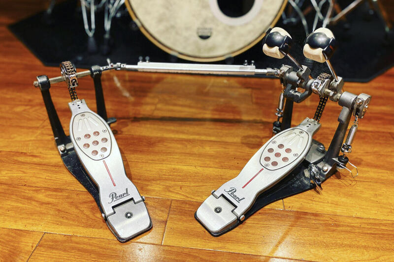 スタジオマンが教える豆知識Vol.26】ドラムプレイの土台となるキック