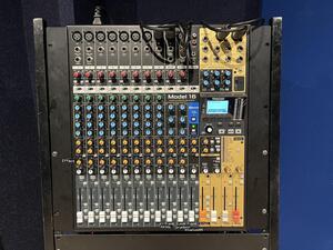 【本日のみ値下】TASCAM Model 16 アナログミキサー 御茶ノ水店】スタジオ常設のミキサー 「TASCAM MODEL 16」をご紹介