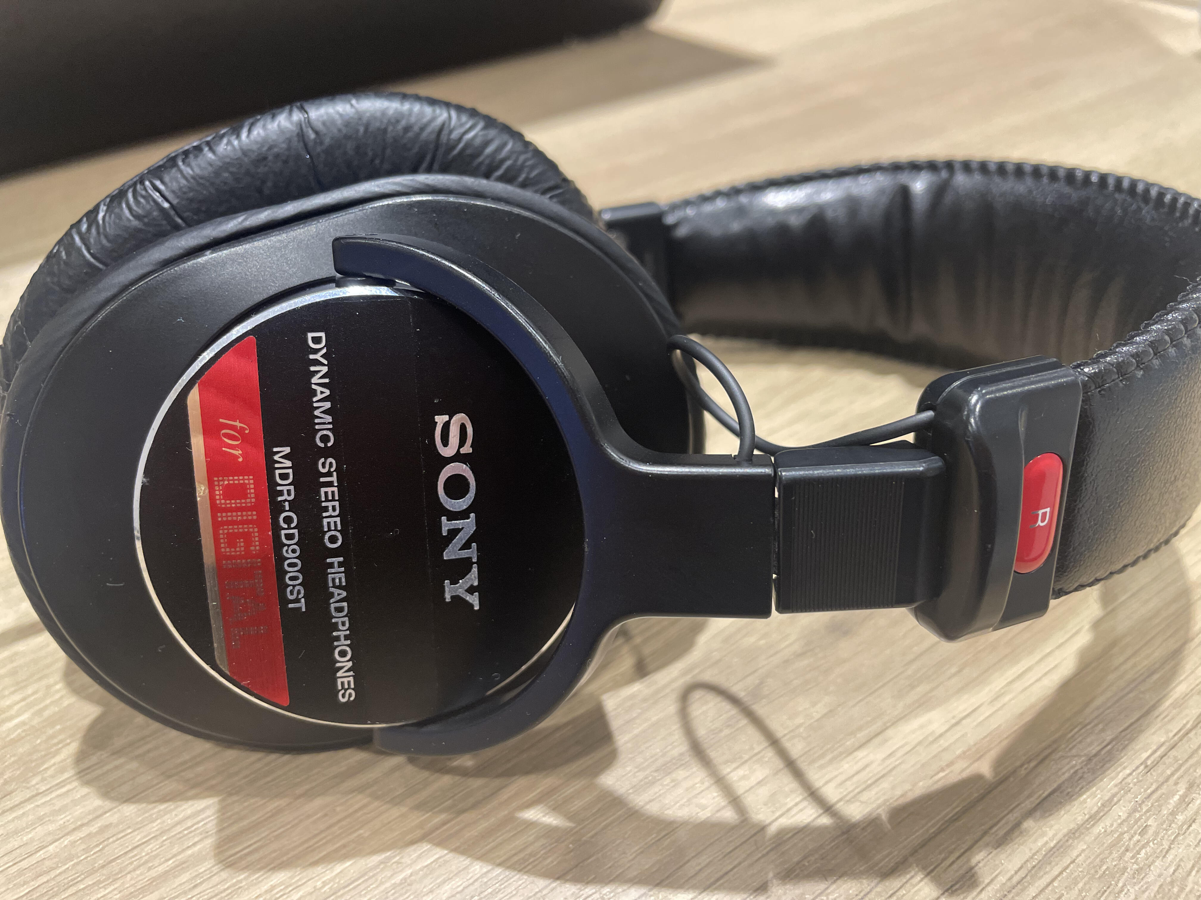 スタジオマンが教える豆知識】今更聞けない！？「SONY MDR-CD900ST」の ...