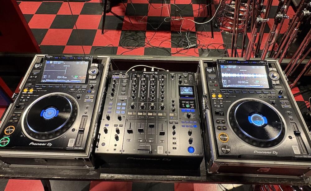 秋葉原店】AlphaTheta DJM-A9、CDJ-3000を導入しました！【NOAH BOOK