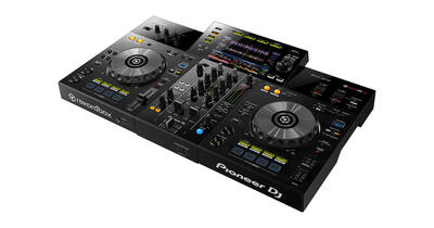 DJ.jpg