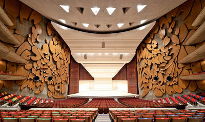 main-hall02.jpg