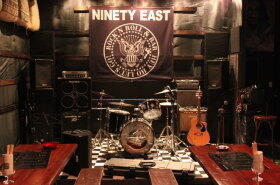 NINETY EAST画像1