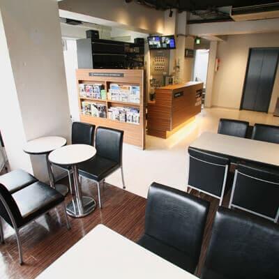 三軒茶屋 ロビー