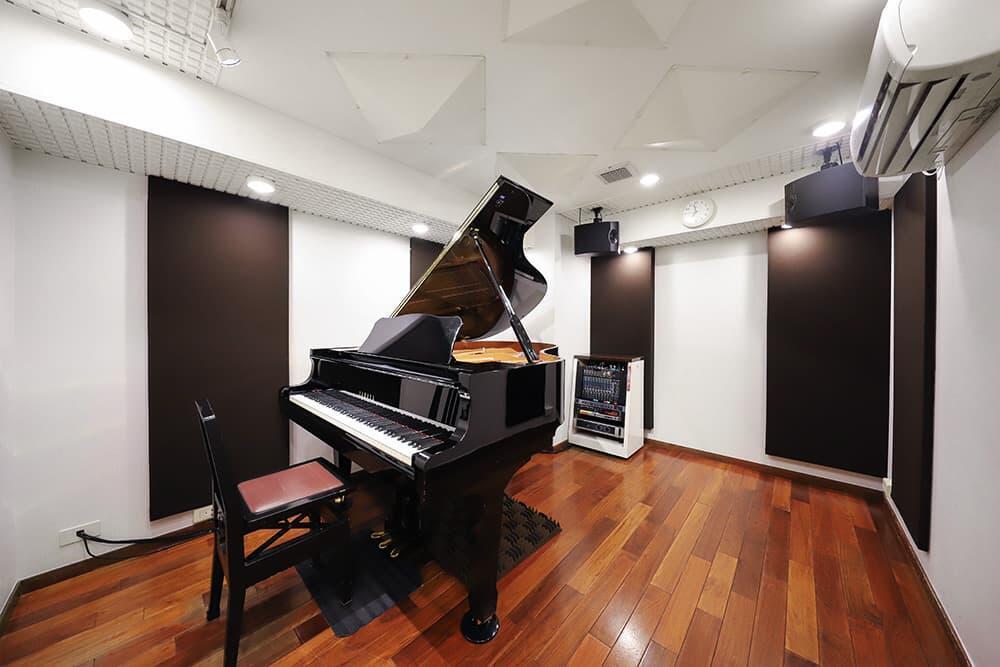 画像①(YAMAHA C3L).jpg