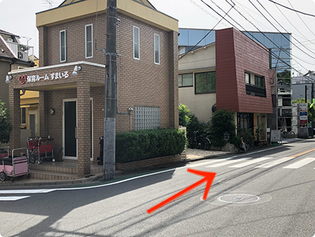 5_保育ルームすまいる直進.jpg