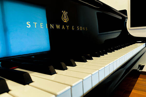 2109_toristu_news_steinway_2.jpg