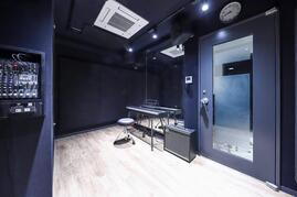2610_ochanomizu_booth2-1.jpg